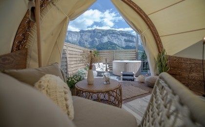 Nachhaltige Glamping Unterkunft – STROHBOID