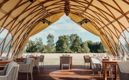 Pavillon aus Holz - Natur trifft auf Ästhetik