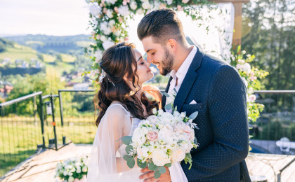 Hochzeitsfeier im Zelt - die Vor- und Nachteile im Überblick Hochzeitsfeier im Zelt - die Vor- und Nachteile im Überblick