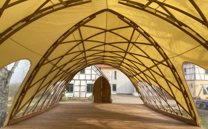 STROHBOID_Lichtproduktiv_Überdachung STROHBOID_Lichtproduktiv_Überdachung