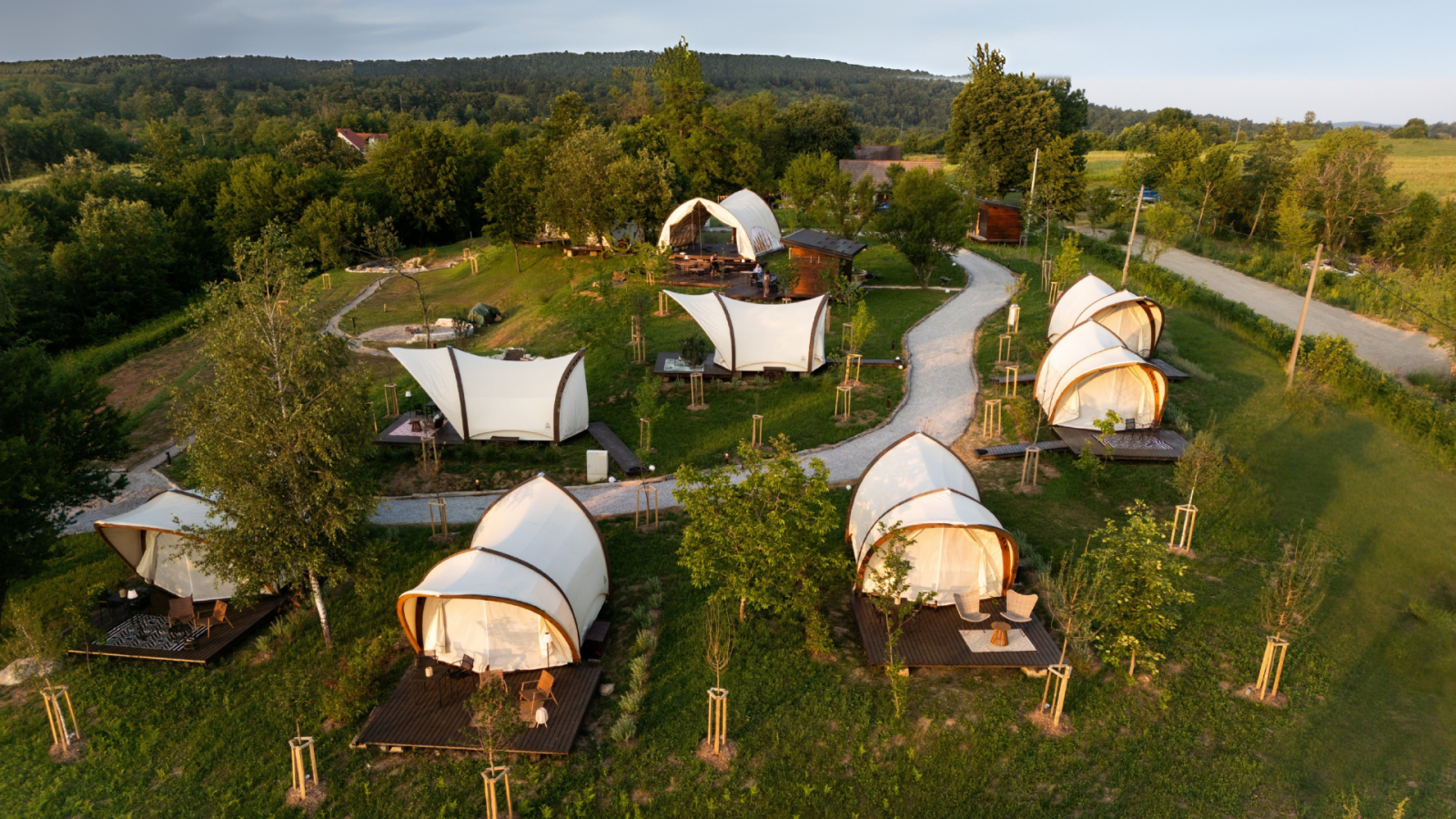 STROHBOID Glamping at ZENZONE Retreat Resort