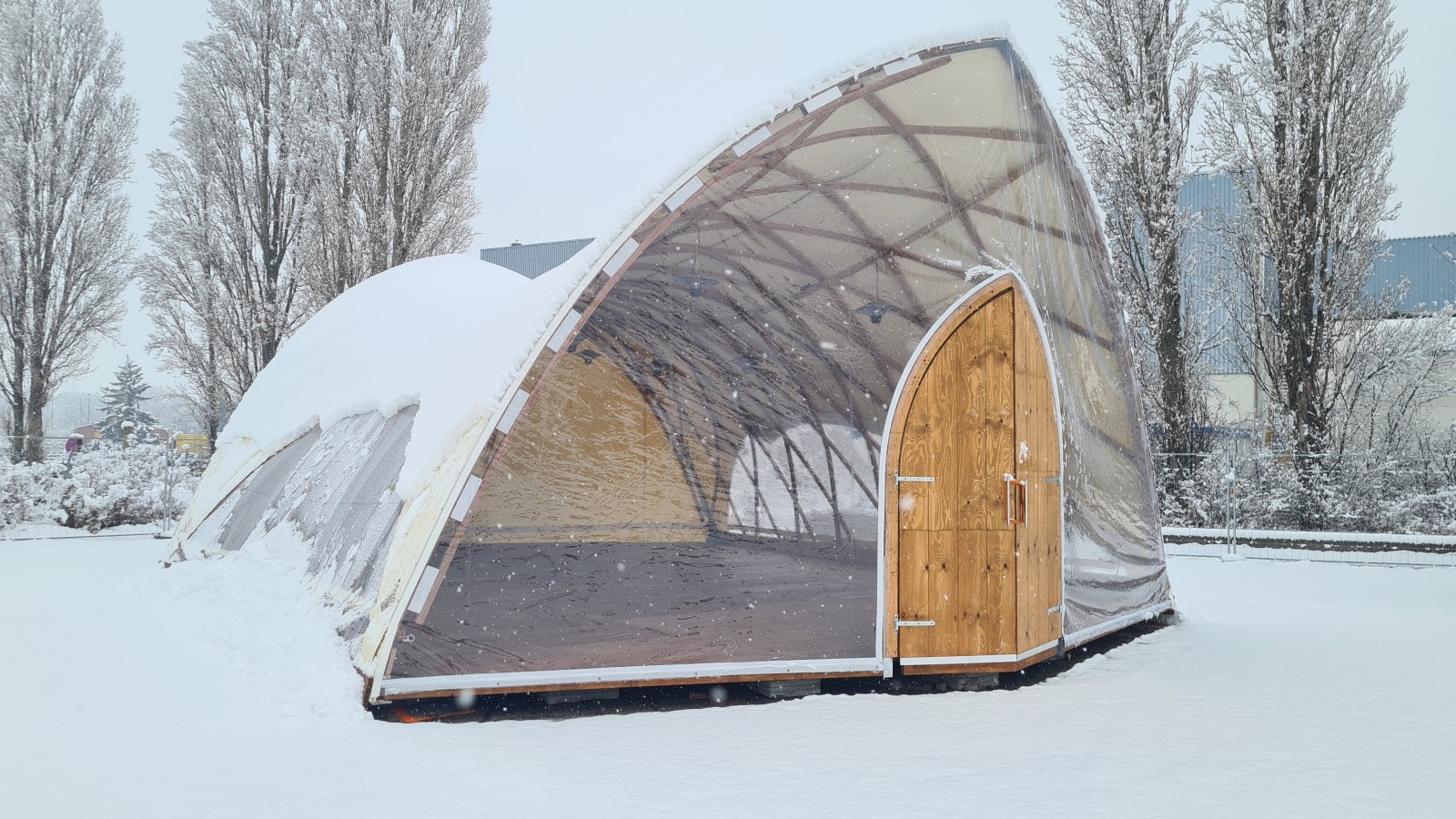 Weatherproof Igloo Is A Year-Round Retreat In Your Backyard