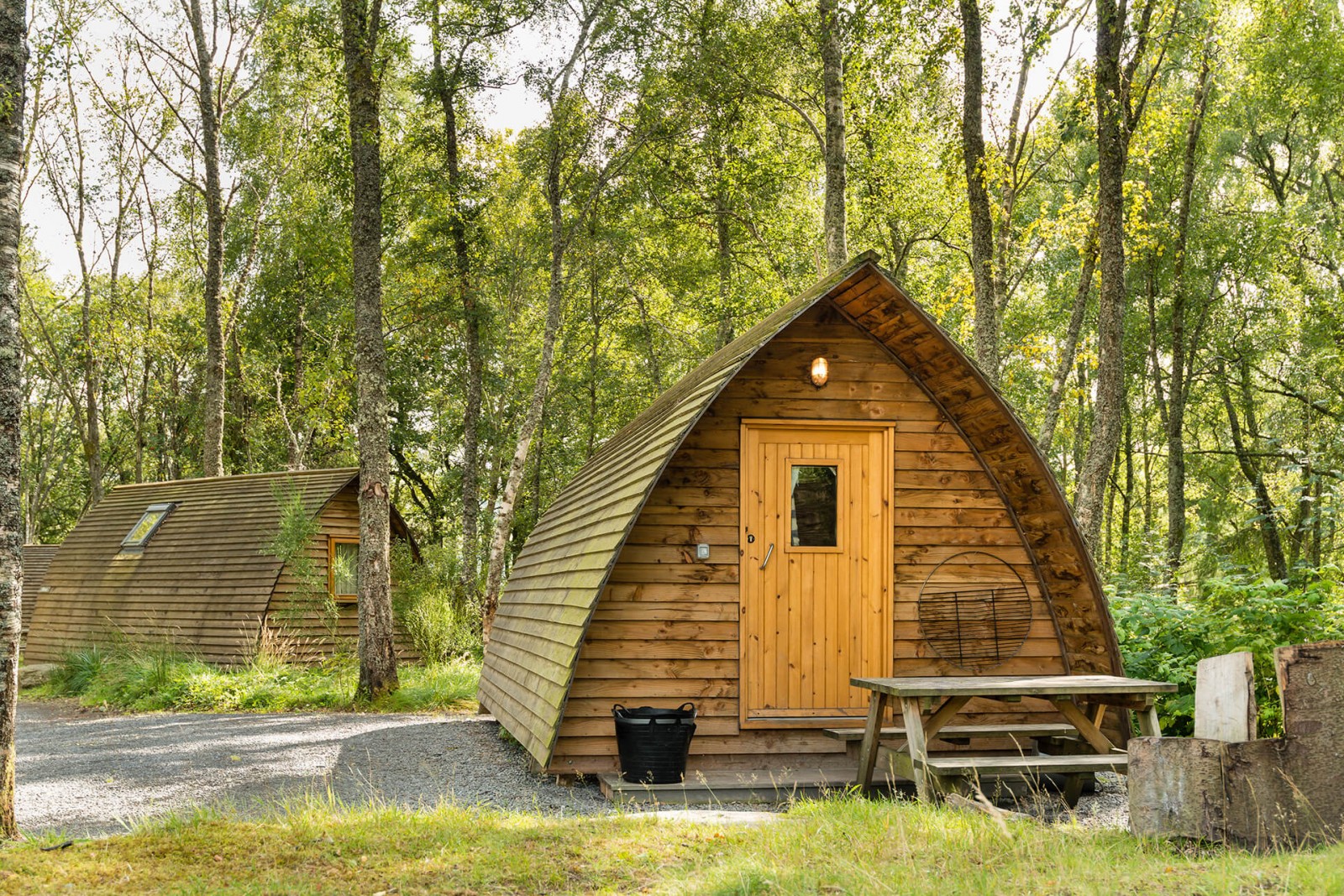 Glamping in a wooden hut 