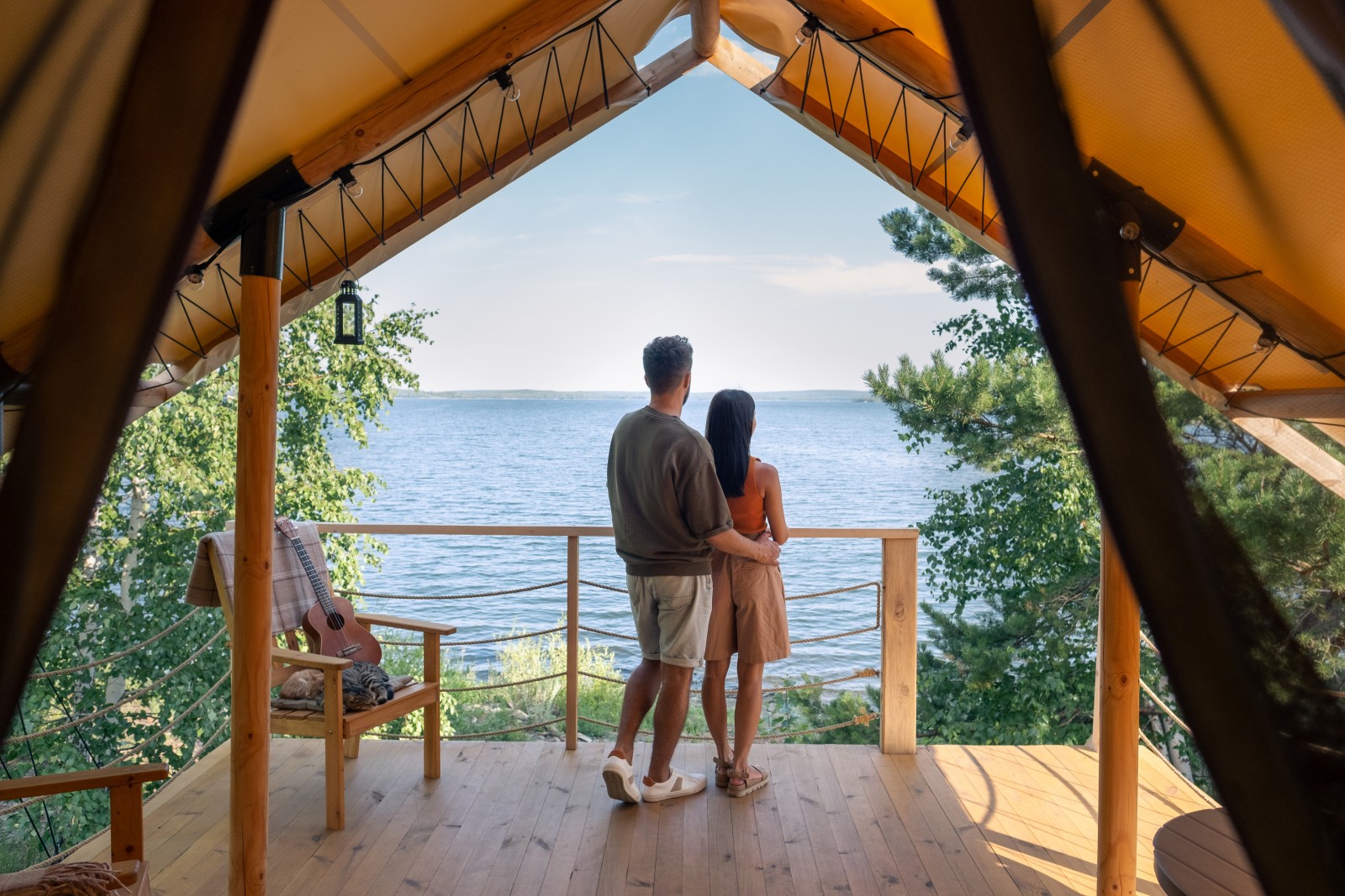 Tipps für den perfekten Glamping-Urlaub am Strand