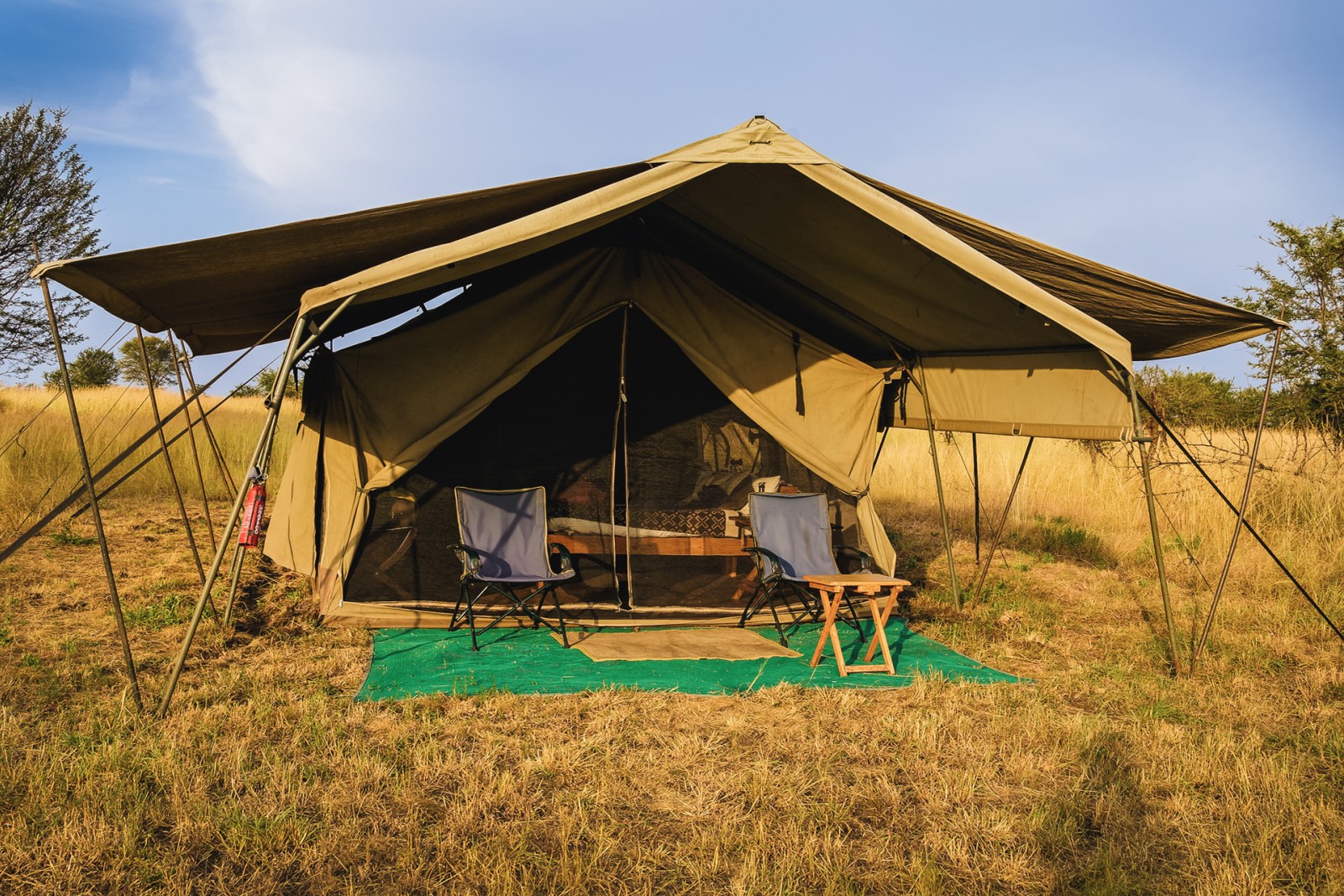 Glamping Erlebnis im mobilen Safari Zelt