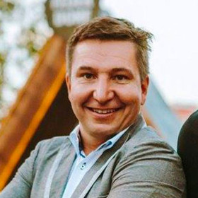 Hannes Strobl - Feuerdorf mit Pavillon als Grillzelt Hannes Strobl - Feuerdorf mit Pavillon als Grillzelt