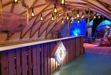 Strohboid Eventzelt Pavillon Luxus Bar Eventlocation