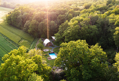 STROHBOID-Resort-Deutschland-Pavillon-Glamping-Yogalution-Rhoden-Hill STROHBOID-Resort-Deutschland-Pavillon-Glamping-Yogalution-Rhoden-Hill