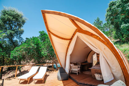 STROHBOID_Juicy Oasis_Glamping Sonnenterasse STROHBOID_Juicy Oasis_Glamping Sonnenterasse