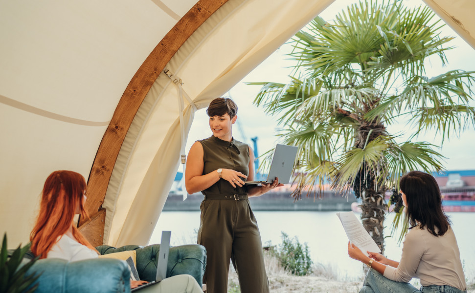 Strohboid Lounge Strand Strohboid Lounge Strand