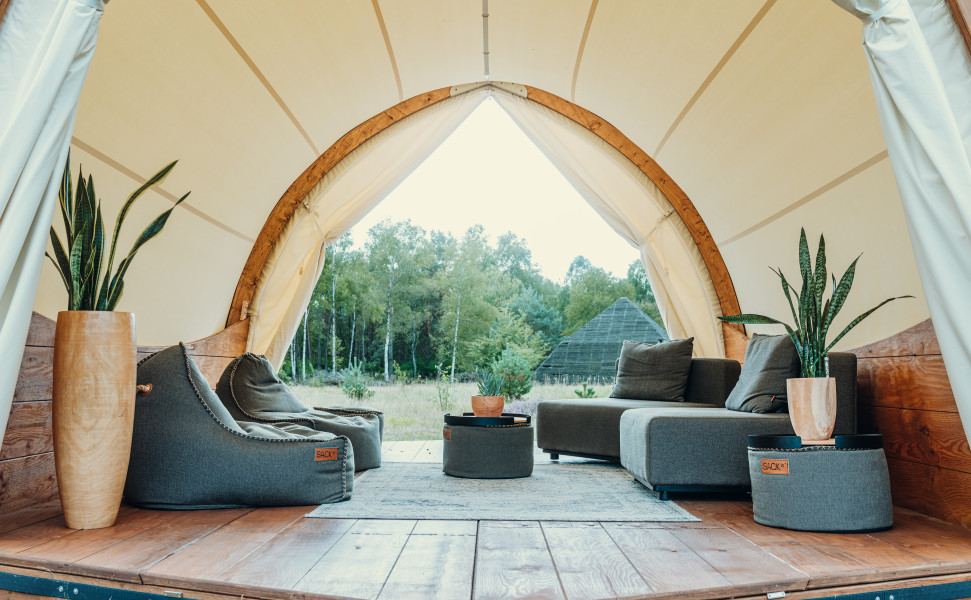 strohboid-lounge-hotelcamp-reinsehlen-showroom strohboid-lounge-hotelcamp-reinsehlen-showroom