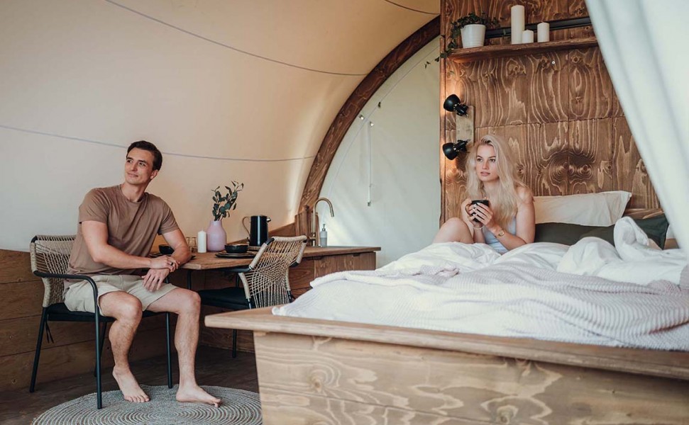 Luxurious glamping with the flair of a hotel room