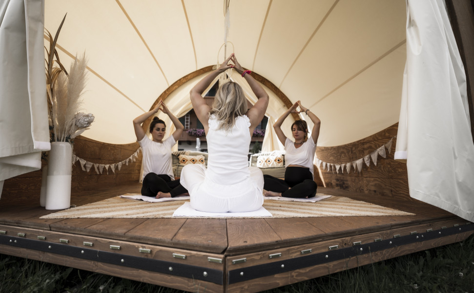 STROHBOID Lounge Yoga Raum STROHBOID Lounge Yoga Raum