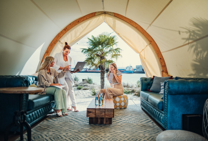 STROHBOID-Lounge-Lankenauerhoeft-Business-Meeting STROHBOID-Lounge-Lankenauerhoeft-Business-Meeting