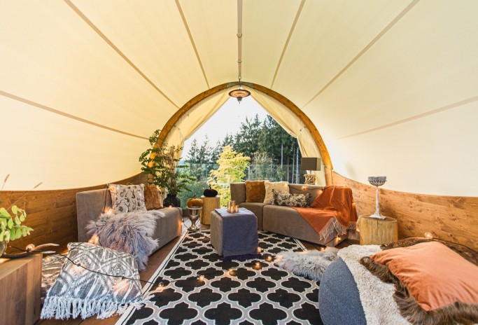 Luxus Camping Gastronomie von Strohboid