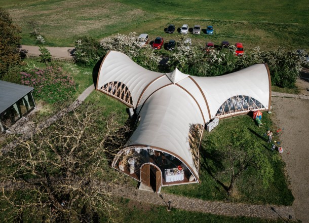 STROHBOID Pavillon 3-Connect