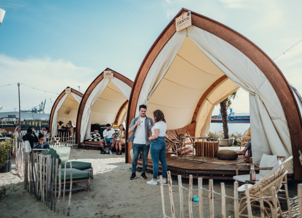 STROHBOID-Lounge-Lankenauerhoeft-Beachbar