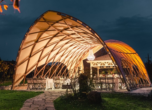 Strohboid pavilion at night