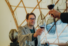 Individueller Pavillon für Ihre Weinverkostung von Strohboid Individueller Pavillon für Ihre Weinverkostung von Strohboid