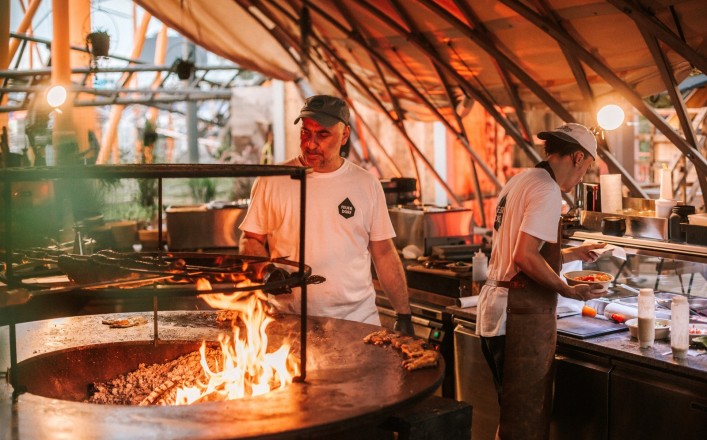 Event tent pavilion from Strohboid - Gastronomy