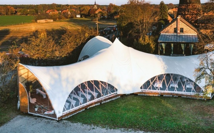 Eventzelt Pavillon Outdoor-Veranstaltungssaal bei der Dörrwalder Mühle