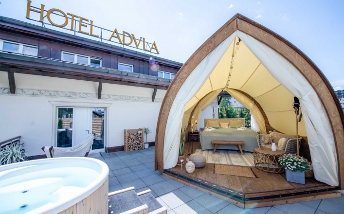 Luxus Glamping Lounge als Hotelzimmer - Erweiterung bei Hotel Adula