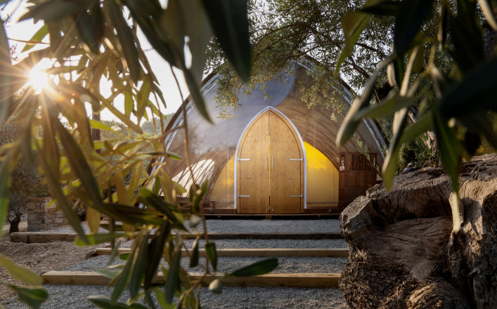 STROHBOID Pavillon Buddha Hall at Peli Kastri in Greece STROHBOID Pavillon Buddha Hall at Peli Kastri in Greece